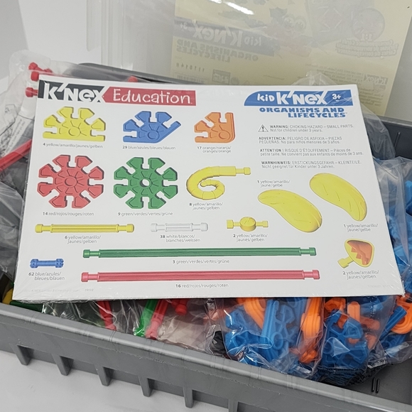 NEW KID KNEX EDUCATION- Organisms and Lifecycles 232 Pieces - Picture 8 of 11